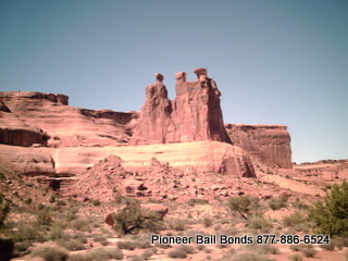Arches National Park - Moab Bail Bonds 435-259-2663 9-18-2009 11-10-00 AM 320x240.JPG